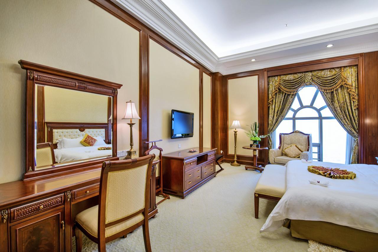 Gladden Hotel Jiangmen Exterior foto