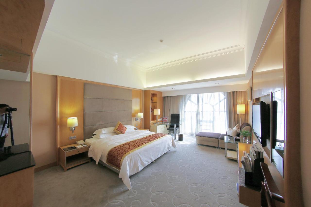 Gladden Hotel Jiangmen Exterior foto